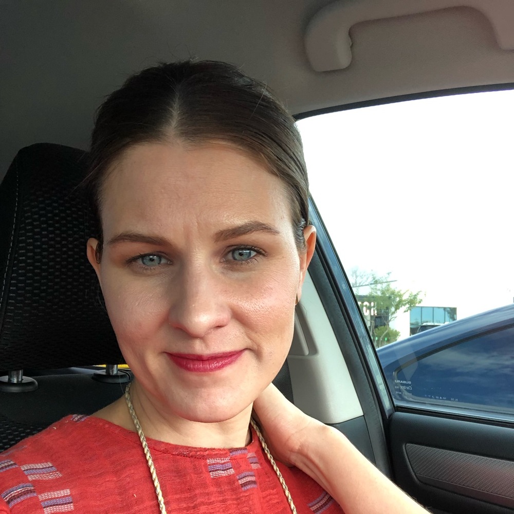 Meet your Posher, Emma